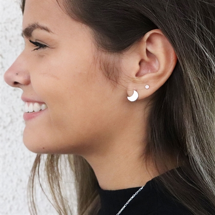 989669_brinco-prata-925-lua-crescente-arredondada-5102_m2_636988680000944592